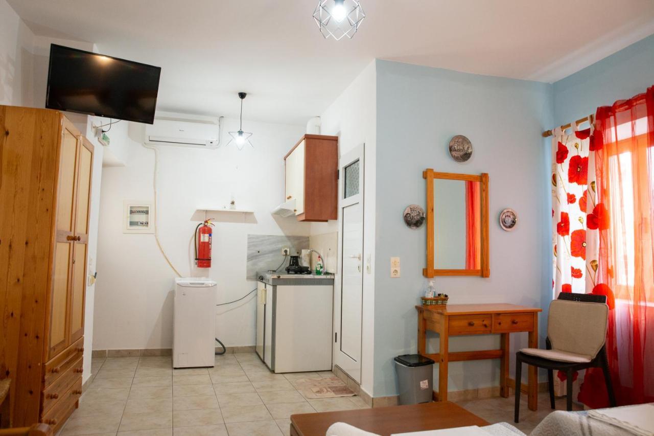 Traditional House Alepis In Areopolis Extérieur photo