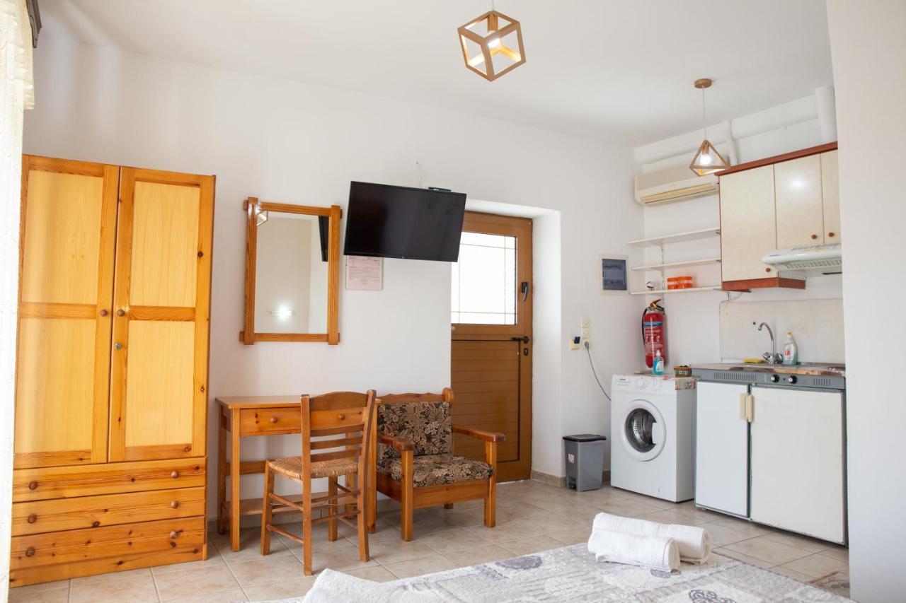 Traditional House Alepis In Areopolis Extérieur photo